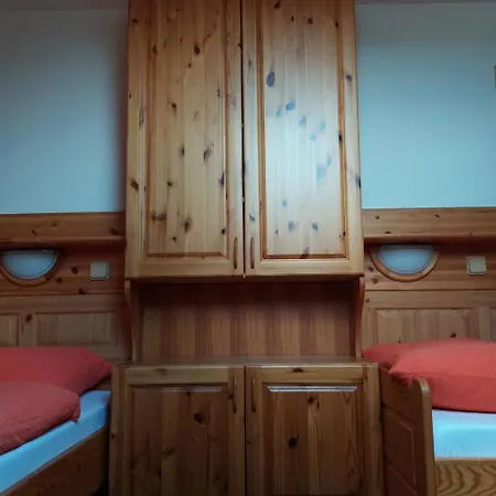 Guest house Ve Stare Skole Vlastejovice