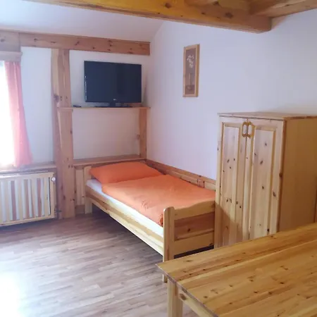 Ve Staré škole Vlastejovice