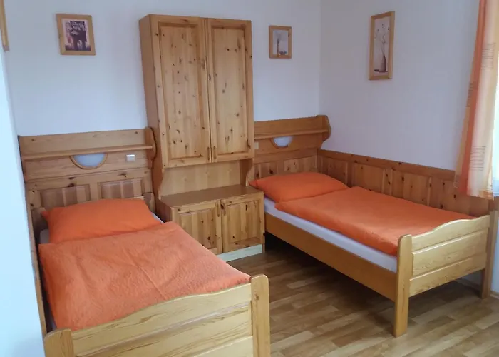 Gasthuis Ve Stare Skole Vlastejovice